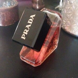Prada Perfume